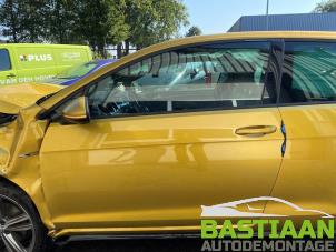 Gebruikte Portier 2Deurs links Volkswagen Golf VII (AUA) 2.0 TDI 150 16V Prijs € 349,90 Margeregeling aangeboden door Bastiaan Autodemontage