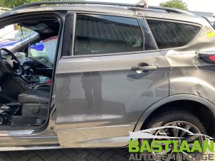 Gebruikte Deur 4Deurs links-achter Ford Kuga II (DM2) 1.5 EcoBoost 16V 150 Prijs € 374,99 Margeregeling aangeboden door Bastiaan Autodemontage