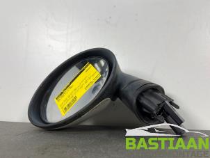 Gebruikte Buitenspiegel links BMW Mini One/Cooper (R50) 1.6 16V Cooper Prijs € 29,70 Margeregeling aangeboden door Bastiaan Autodemontage
