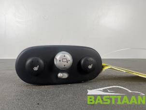 Gebruikte Schakelaar Spiegel BMW Mini One/Cooper (R50) 1.6 16V Cooper Prijs € 14,99 Margeregeling aangeboden door Bastiaan Autodemontage