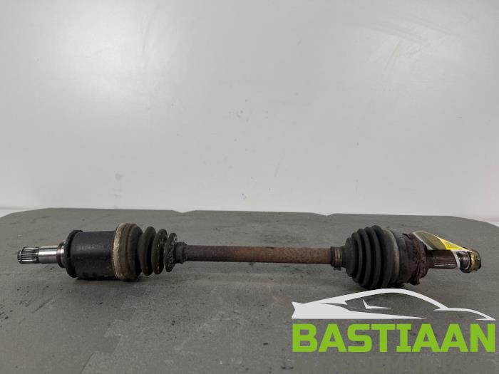 Gebruikte Steekas links-voor BMW Mini (R50/53) 1.6 16V Cooper Prijs € 49,99 Margeregeling aangeboden door Bastiaan Autodemontage