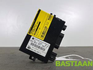 Gebruikte Trekhaak Module Volkswagen Touareg (7LA/7L6) 3.2 V6 24V Prijs € 49,99 Margeregeling aangeboden door Bastiaan Autodemontage