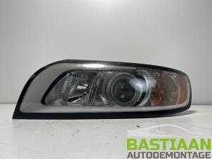 Gebruikte Koplamp links Volvo V50 (MW) 2.0 D 16V Prijs € 89,99 Margeregeling aangeboden door Bastiaan Autodemontage