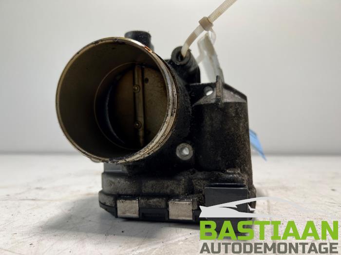 Gebruikte Gasklephuis Volvo XC70 (BZ) 2.5 T5 20V AWD Prijs € 48,99 Margeregeling aangeboden door Bastiaan Autodemontage