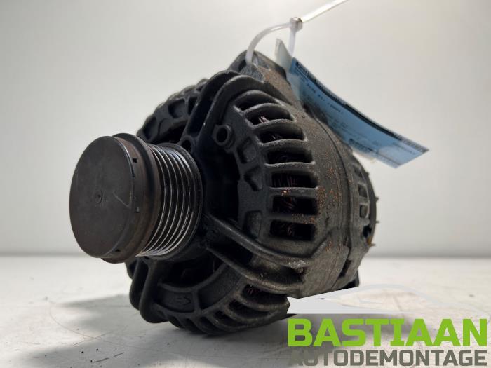 Dynamo van een Volvo XC70 (BZ) 2.5 T5 20V AWD 2004