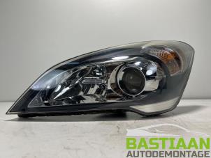 Gebruikte Linker Koplamp Kia Cee'd (EDB5) 1.4 CVVT 16V Prijs € 99,99 Margeregeling aangeboden door Bastiaan Autodemontage