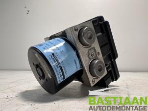 Gebruikte ABS Pomp Opel Zafira Tourer (P12) 1.6 CDTI 16V ecoFLEX 136 Prijs € 124,99 Margeregeling aangeboden door Bastiaan Autodemontage