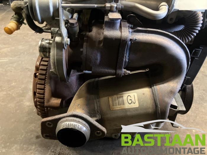 Gebruikte Roetfilter Renault Kangoo Express (FW) 1.5 dCi 70 Prijs € 99,99 Margeregeling aangeboden door Bastiaan Autodemontage