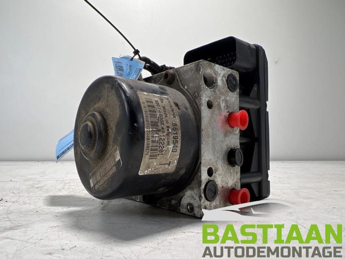 Gebruikte ABS Pomp Volvo XC70 (SZ) XC70 2.4 T 20V Prijs € 74,99 Margeregeling aangeboden door Bastiaan Autodemontage