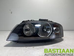 Gebruikte Linker Koplamp Audi A3 (8P1) 2.0 16V FSI Prijs € 44,99 Margeregeling aangeboden door Bastiaan Autodemontage