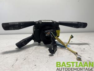 Gebruikte Licht + Raw Schakelaar Fiat Punto Evo (199) 1.3 JTD Multijet 85 16V Euro 5 Prijs € 124,99 Margeregeling aangeboden door Bastiaan Autodemontage