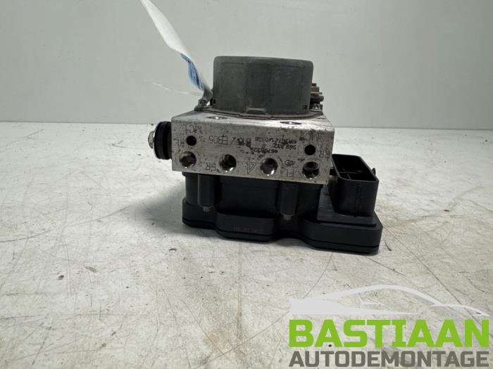 Gebruikte ABS Pomp Mitsubishi Space Star (A0) 1.0 12V Prijs € 74,90 Margeregeling aangeboden door Bastiaan Autodemontage