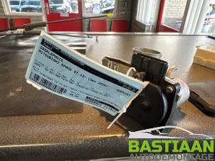 Gebruikte Gasklephuis Mitsubishi Space Star (A0) 1.0 12V Prijs € 99,99 Margeregeling aangeboden door Bastiaan Autodemontage