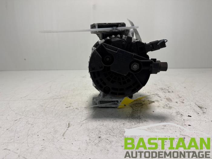 Gebruikte Dynamo Opel Zafira (M75) 2.2 16V Direct Ecotec Prijs € 24,99 Margeregeling aangeboden door Bastiaan Autodemontage
