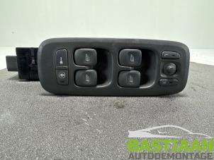 Gebruikte Schakelaar Elektrisch Raam Volvo XC70 (SZ) XC70 2.5 T 20V Prijs op aanvraag aangeboden door Bastiaan Autodemontage