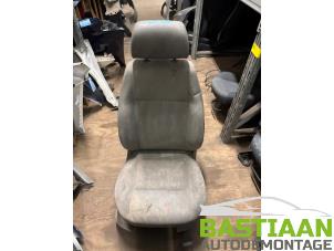 Gebruikte Stoel rechts Volkswagen Caddy III (2KA,2KH,2CA,2CH) 2.0 SDI Prijs € 49,99 Margeregeling aangeboden door Bastiaan Autodemontage
