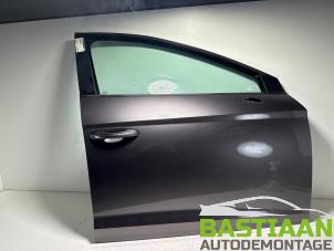 Gebruikte Portier 4Deurs rechts-voor Seat Leon (5FB) 1.4 TSI ACT 16V Prijs € 425,00 Margeregeling aangeboden door Bastiaan Autodemontage