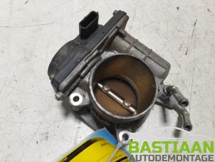 Gebruikte Gasklephuis Nissan Juke (F15) 1.6 16V Prijs € 35,00 Margeregeling aangeboden door Bastiaan Autodemontage