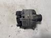 Dynamo van een Volkswagen Transporter T5 1.9 TDi 2005