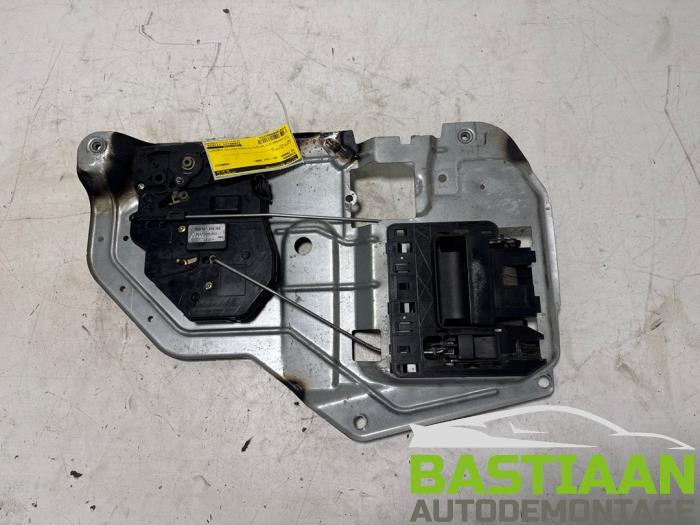 Gebruikte Diversen Volkswagen Transporter T5 1.9 TDi Prijs op aanvraag aangeboden door Bastiaan Autodemontage