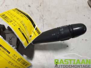 Gebruikte Combischakelaar Stuurkolom Renault Scénic I (JA) 1.6 16V Prijs € 49,95 Margeregeling aangeboden door Bastiaan Autodemontage