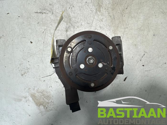 Gebruikte Pomp Airco Fiat 500 (312) 1.2 Prijs € 74,00 Margeregeling aangeboden door Bastiaan Autodemontage
