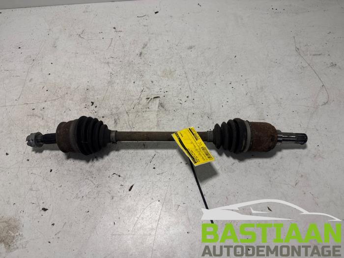 Gebruikte Steekas rechts-voor Fiat 500 (312) 1.2 Prijs € 40,00 Margeregeling aangeboden door Bastiaan Autodemontage