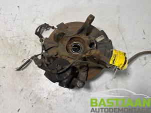 Gebruikte Asschenkel links-voor Kia Venga 1.6 CVVT 16V Prijs € 75,00 Margeregeling aangeboden door Bastiaan Autodemontage