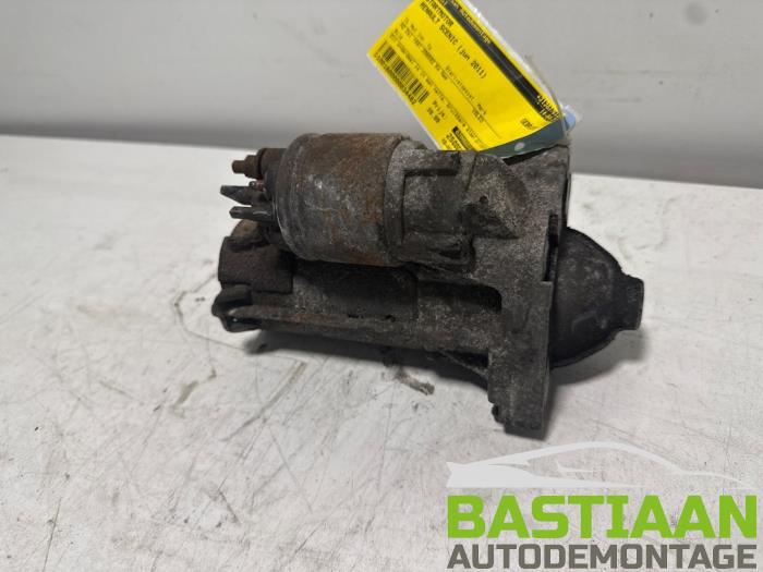 Startmotor van een Renault Scénic III (JZ) 1.5 dCi 110 2011