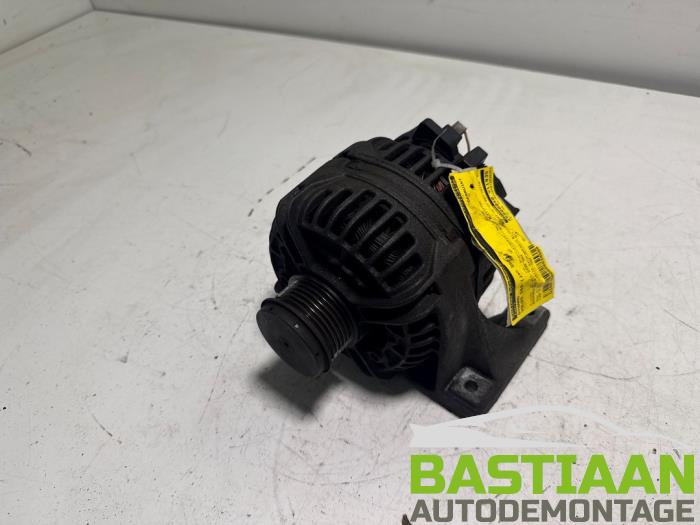 Gebruikte Dynamo Volvo S60 I (RS/HV) 2.4 20V 140 Prijs € 49,99 Margeregeling aangeboden door Bastiaan Autodemontage