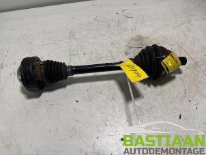 Gebruikte Aandrijfas links-voor Volkswagen Golf V (1K1) 1.4 GT 16V Prijs € 34,95 Margeregeling aangeboden door Bastiaan Autodemontage