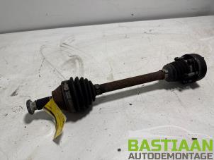 Gebruikte Homokineetas links-voor Volkswagen Polo V (6R) 1.2 12V BlueMotion Technology Prijs € 39,90 Margeregeling aangeboden door Bastiaan Autodemontage