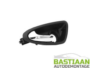 Nieuwe Portiergreep 2Deurs links Seat Ibiza IV SC (6J1) 1.6 16V Prijs € 27,77 Inclusief btw aangeboden door Bastiaan Autodemontage