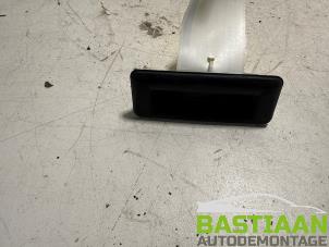 Gebruikte Schakelaar achterklep Seat Leon (1P1) 2.0 TFSI 16V Prijs € 19,95 Margeregeling aangeboden door Bastiaan Autodemontage