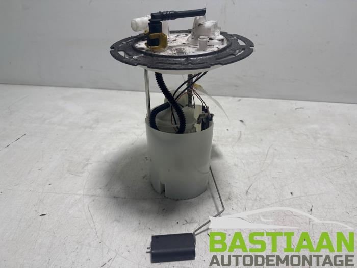 Gebruikte Tank element Pomp Fiat Tipo (356W/357W) 1.4 16V Prijs € 74,99 Margeregeling aangeboden door Bastiaan Autodemontage