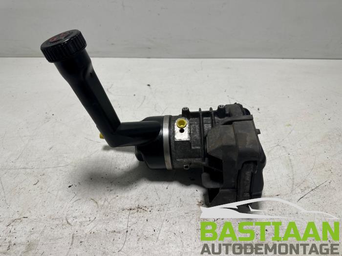 Gebruikte Pomp Servo Peugeot Partner (GC/GF/GG/GJ/GK) 1.6 HDI 90 16V Prijs € 73,50 Margeregeling aangeboden door Bastiaan Autodemontage