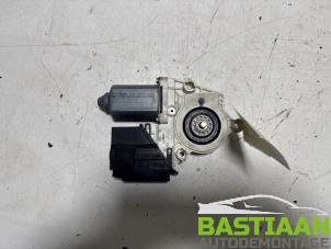 Gebruikte Portierruitmotor Seat Ibiza III (6L1) 1.9 TDI 100 Prijs € 24,95 Margeregeling aangeboden door Bastiaan Autodemontage