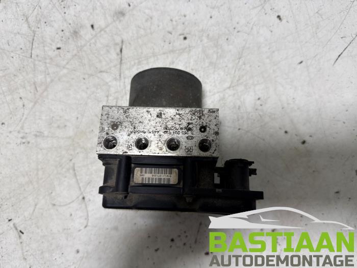 Gebruikte ABS Pomp Toyota Aygo (B10) 1.0 12V VVT-i Prijs € 38,00 Margeregeling aangeboden door Bastiaan Autodemontage