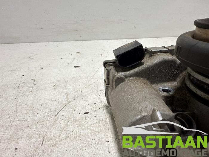 Gasklephuis van een Toyota Aygo (B10) 1.0 12V VVT-i 2006