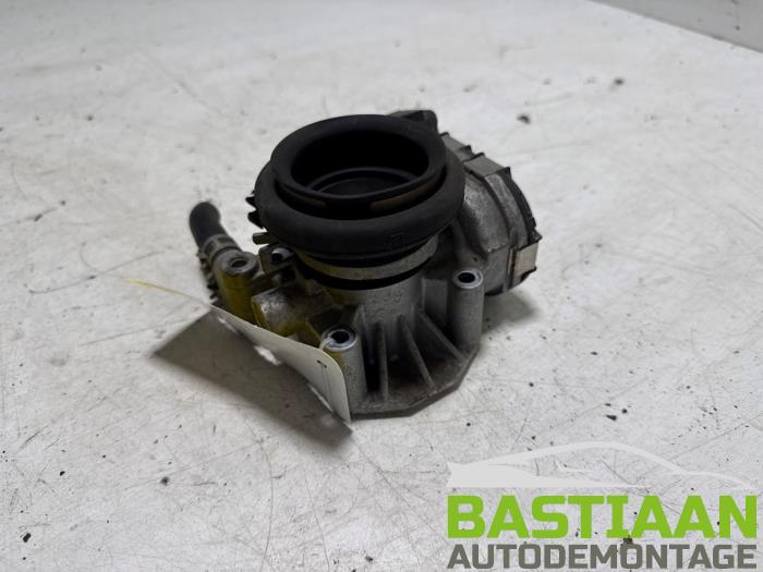 Gasklephuis van een Toyota Aygo (B10) 1.0 12V VVT-i 2006