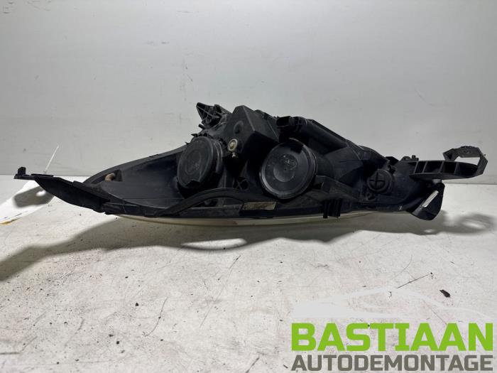 Koplamp rechts van een Citroën C3 (SC) 1.6 HDi 92 2010
