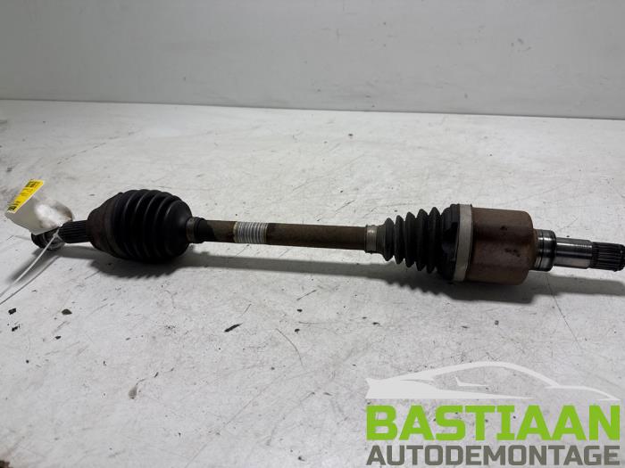 Gebruikte Aandrijfas links-voor Ford Fiesta 6 (JA8) 1.4 TDCi Prijs € 39,99 Margeregeling aangeboden door Bastiaan Autodemontage