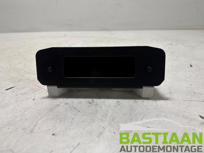 Gebruikte Display Interieur Peugeot 206 (2A/C/H/J/S) 1.4 XR,XS,XT,Gentry Prijs € 19,95 Margeregeling aangeboden door Bastiaan Autodemontage