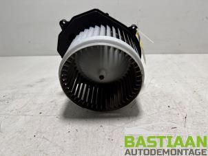 Gebruikte Blower Peugeot Partner (GC/GF/GG/GJ/GK) 1.6 HDI 75 Phase 1 Prijs € 35,00 Margeregeling aangeboden door Bastiaan Autodemontage