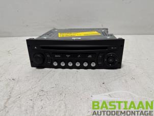 Gebruikte Radio CD Speler Peugeot Partner (GC/GF/GG/GJ/GK) 1.6 HDI 75 Phase 1 Prijs € 59,95 Margeregeling aangeboden door Bastiaan Autodemontage