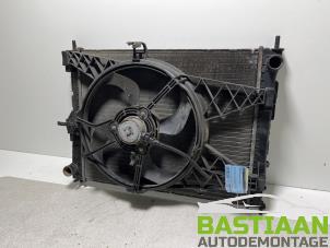 Gebruikte Radiateur Renault Twingo II (CN) 1.2 Prijs € 39,99 Margeregeling aangeboden door Bastiaan Autodemontage