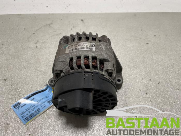 Gebruikte Alternator Fiat Panda (169) 1.2 Fire Prijs € 44,99 Margeregeling aangeboden door Bastiaan Autodemontage