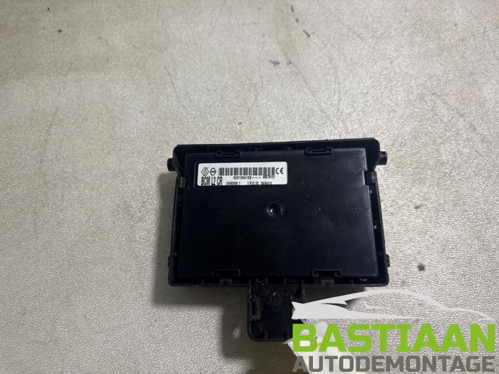 Gebruikte Computer Body Control Renault Clio III Estate/Grandtour (KR) 1.5 dCi FAP Prijs € 44,99 Margeregeling aangeboden door Bastiaan Autodemontage