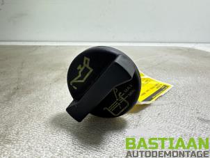 Gebruikte Oliedop Ford Focus 1 Wagon 1.8 TDdi Prijs € 19,95 Margeregeling aangeboden door Bastiaan Autodemontage