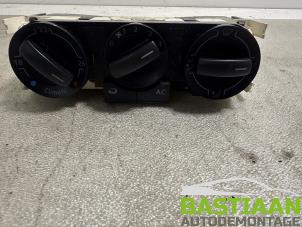 Gebruikte Climatronic Paneel Volkswagen Polo IV (9N1/2/3) 1.9 SDI Prijs € 39,99 Margeregeling aangeboden door Bastiaan Autodemontage